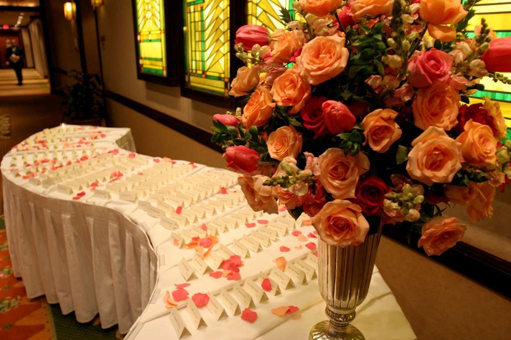 Embassy Suites By Hilton Chicago O'Hare Rosemont Facilities photo